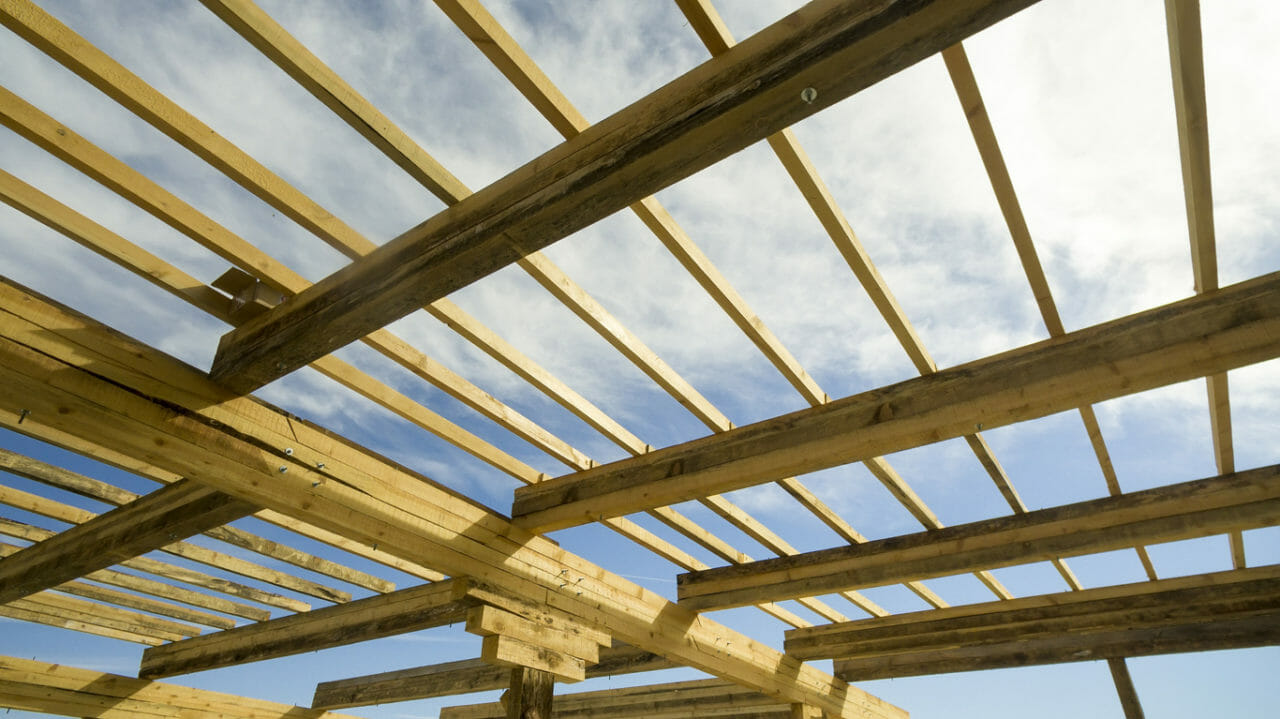 屋根を延長する工事リフォームの費用・価格の相場は？